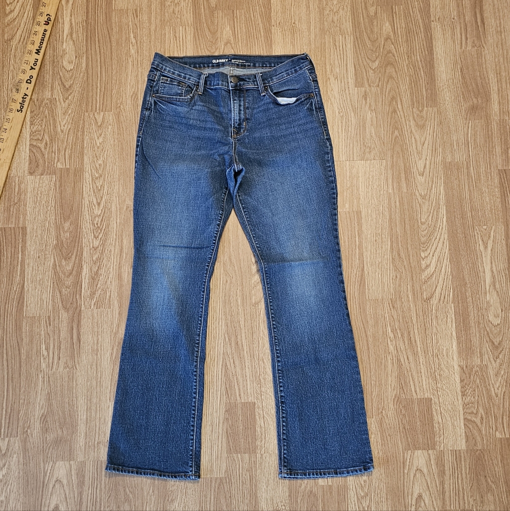 Old Navy Women's Flare Jeans In Blue